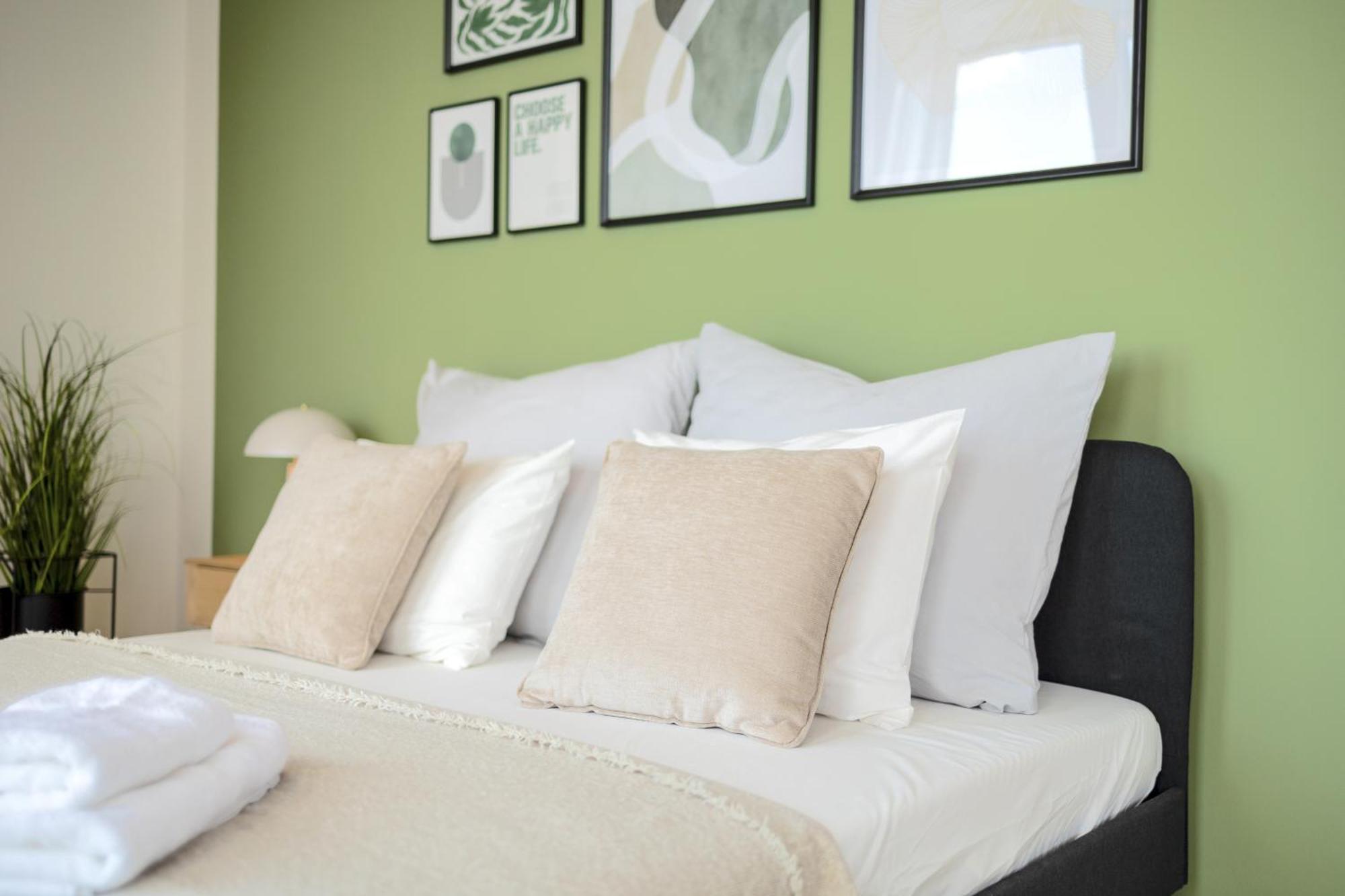 شقة Bright 2Br - 8Th Floor, Balcony, Free Parking - By Gravity براغ المظهر الخارجي الصورة