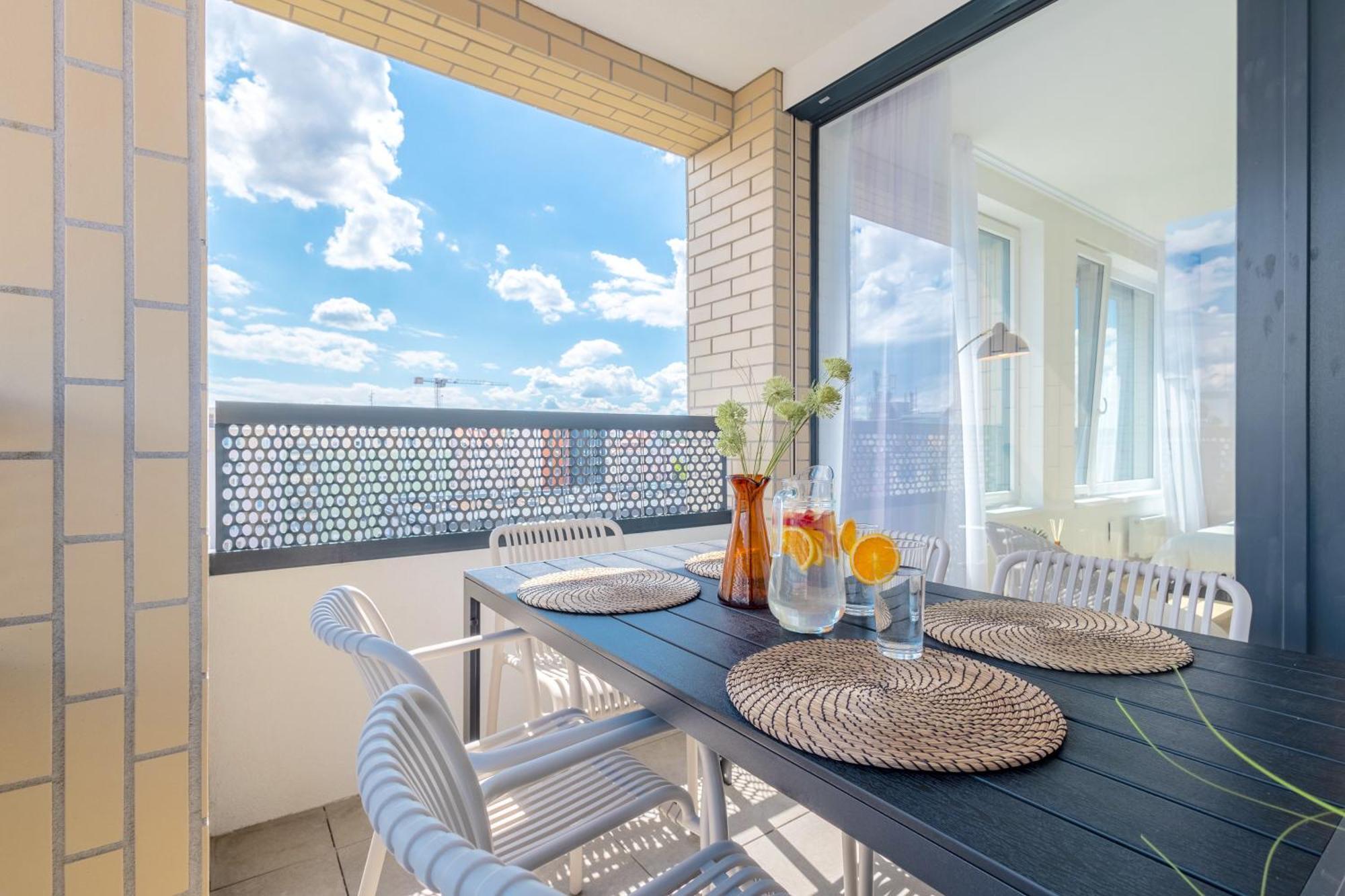 شقة Bright 2Br - 8Th Floor, Balcony, Free Parking - By Gravity براغ المظهر الخارجي الصورة