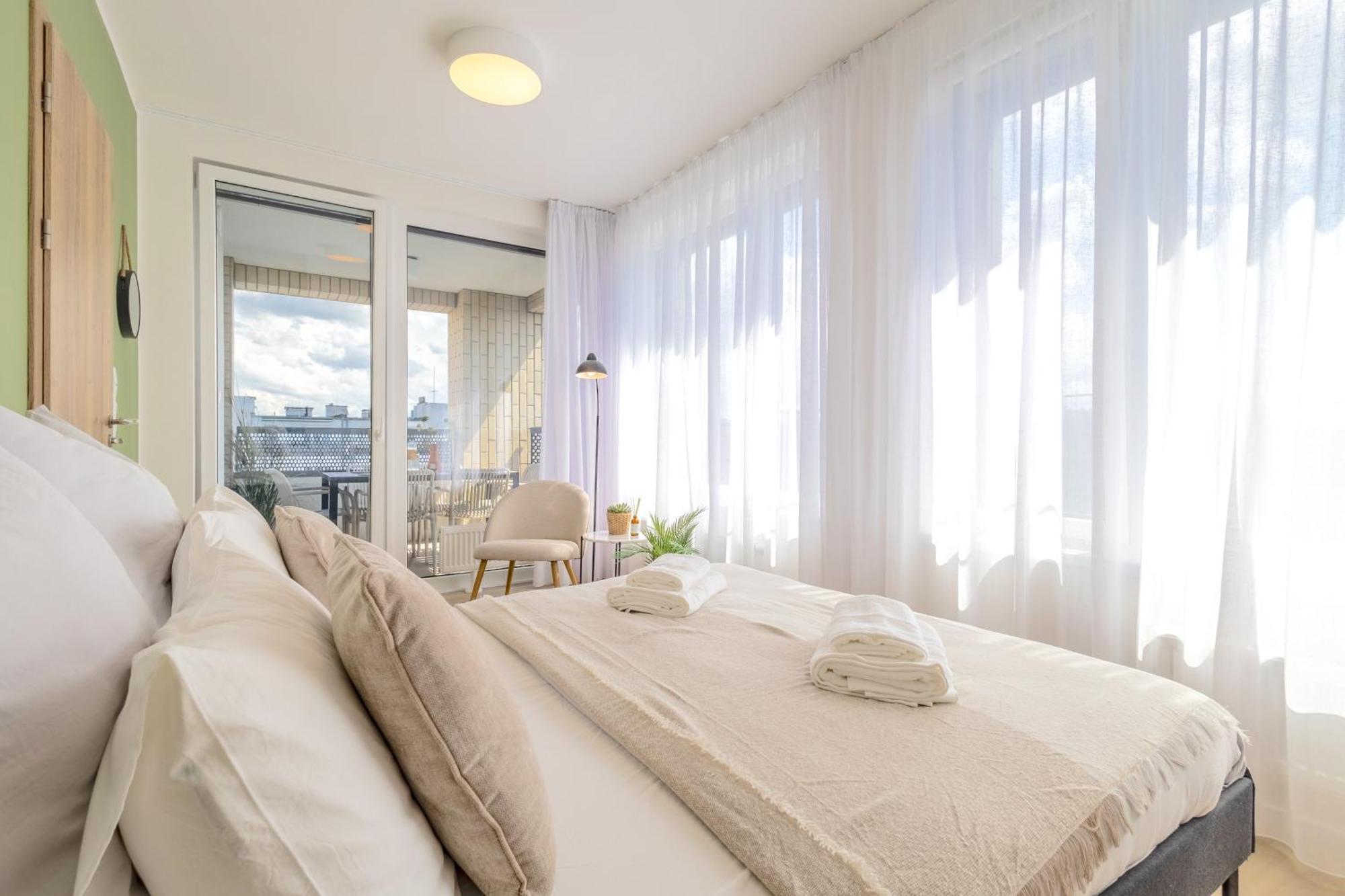 شقة Bright 2Br - 8Th Floor, Balcony, Free Parking - By Gravity براغ المظهر الخارجي الصورة